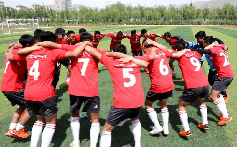 网球拍线为什么会走线
